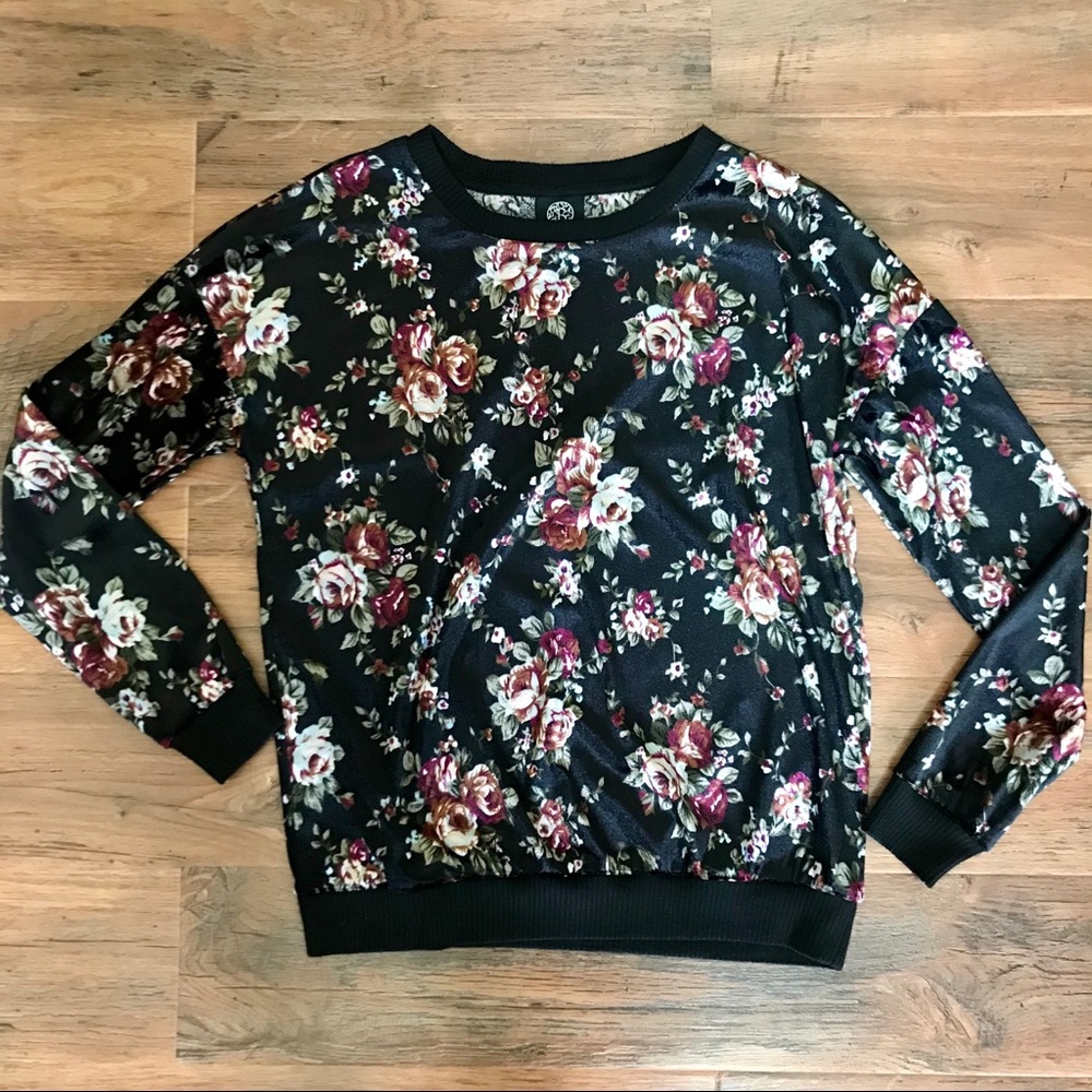 Velour Floral Sweatshirt/Top